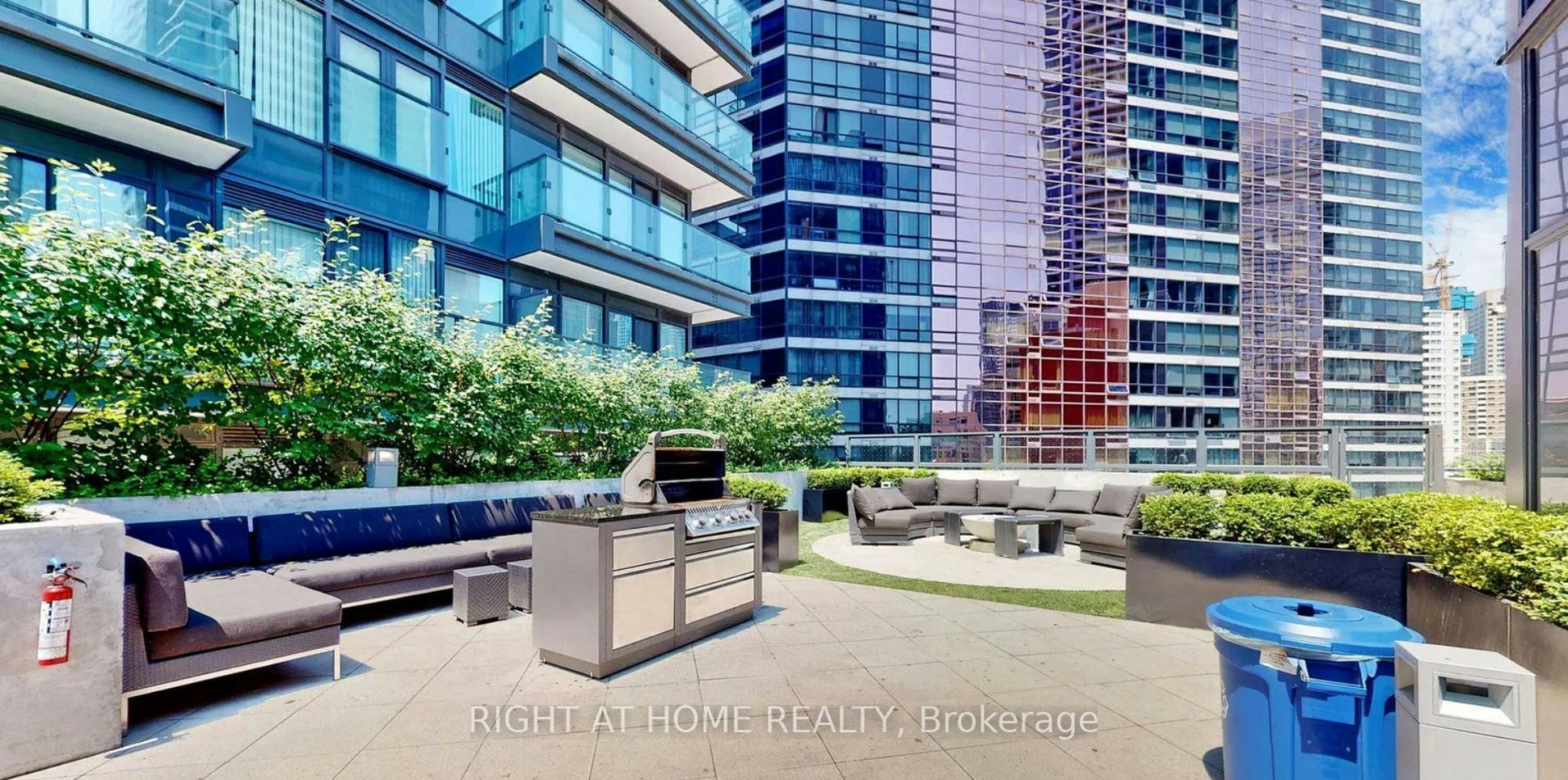 1612-955 Bay Street, Toronto, ON, M5S 2A2 - 16