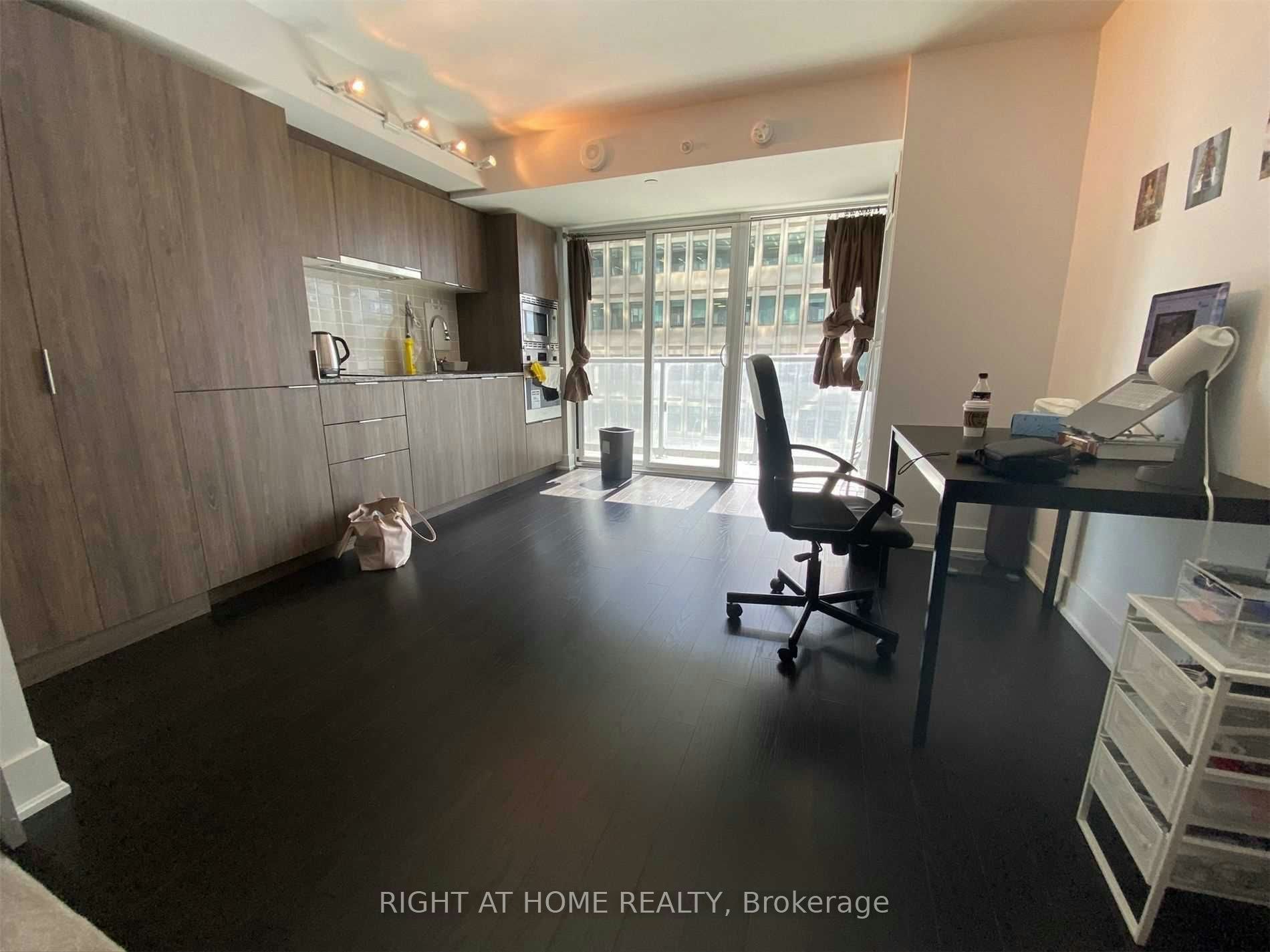 1612-955 Bay Street, Toronto, ON, M5S 2A2 - 8