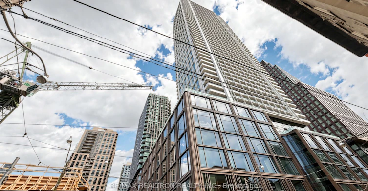 5807-88 Queen Street, Toronto, ON, M5C 0B6 - 2