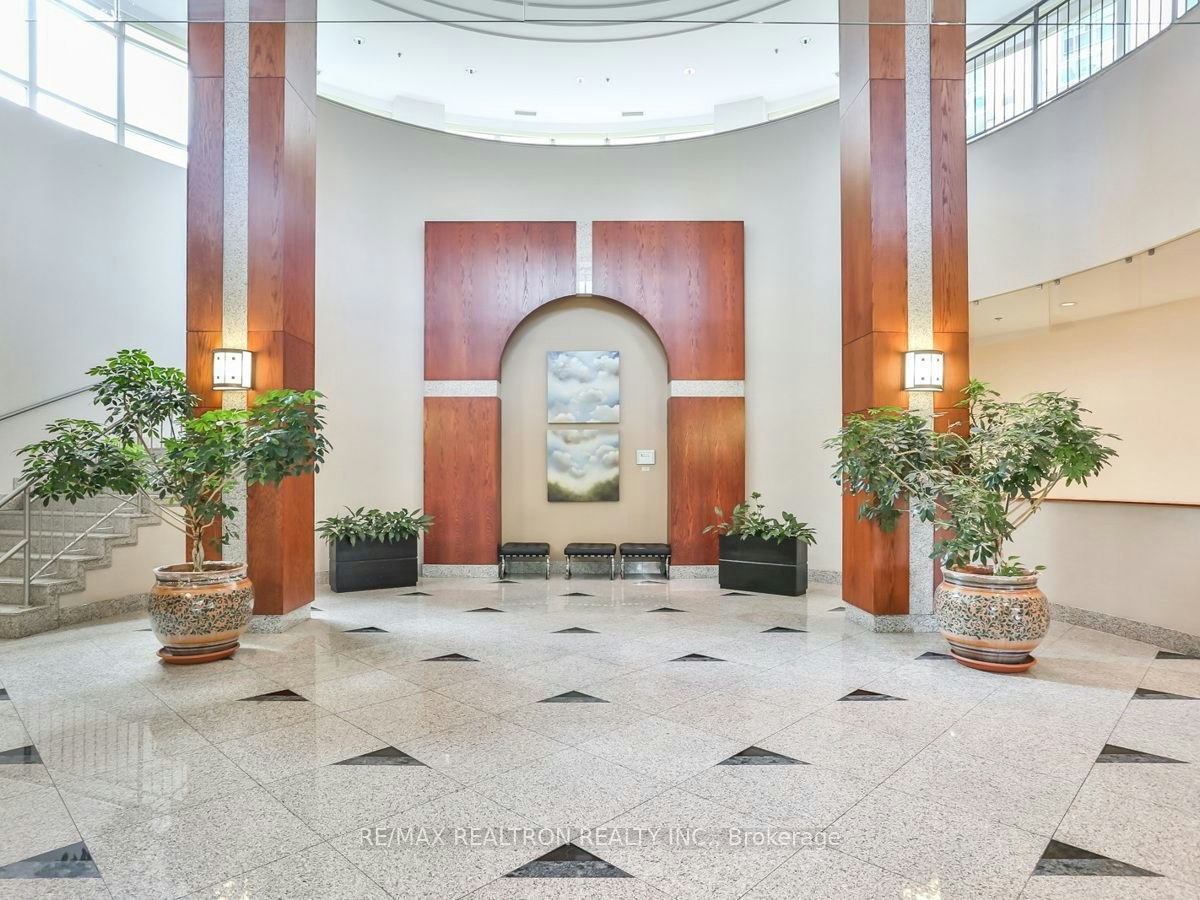 2406-16 Harrison Garden Boulevard, Toronto, ON, M2N 7J6 - 12