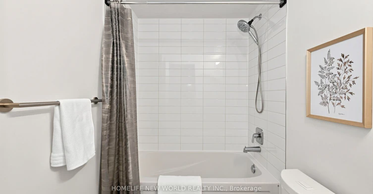 813-158 Front Street E, Toronto, ON, M5A 0K9 - 32