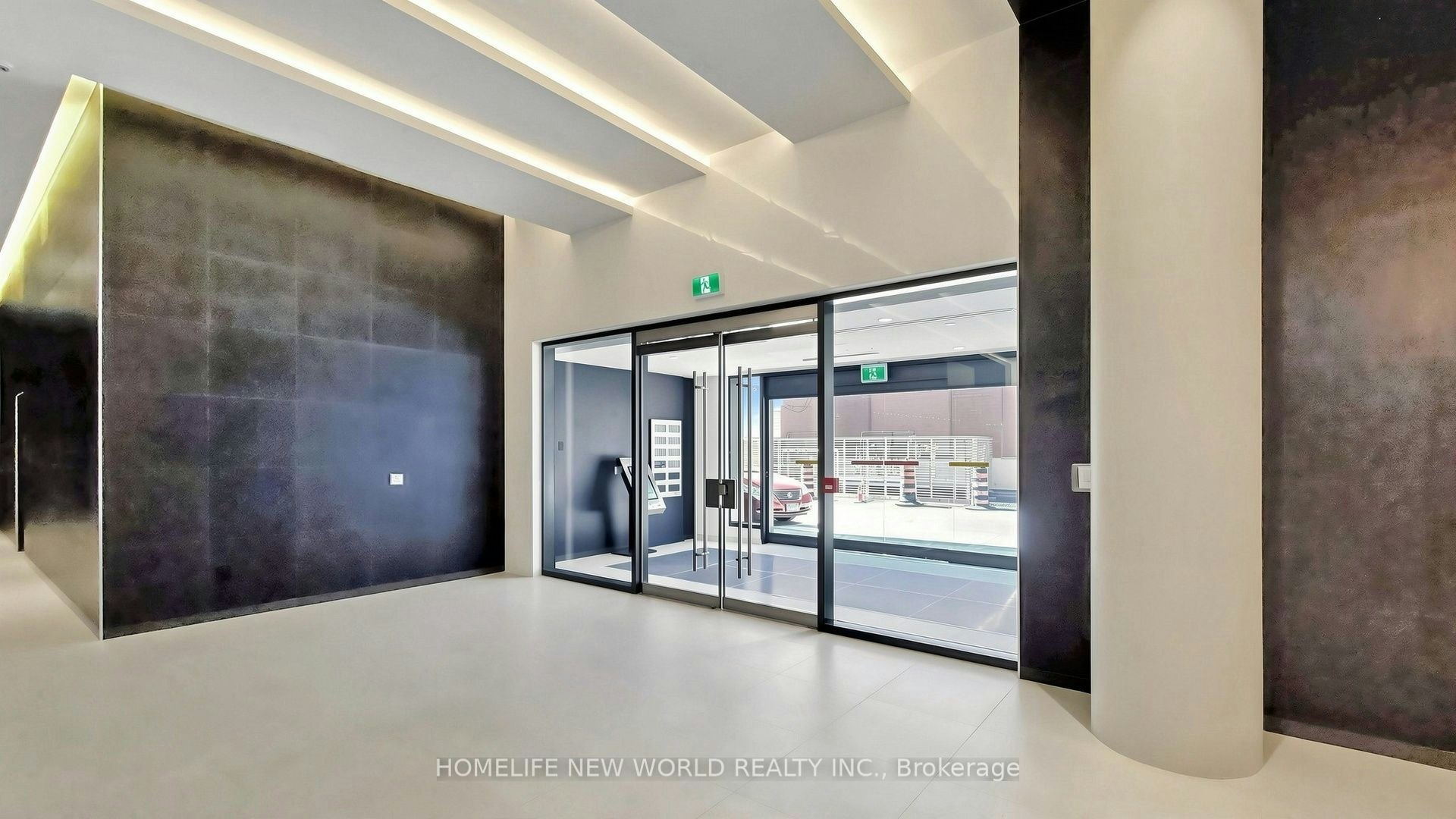 813-158 Front Street E, Toronto, ON, M5A 0K9 - 3