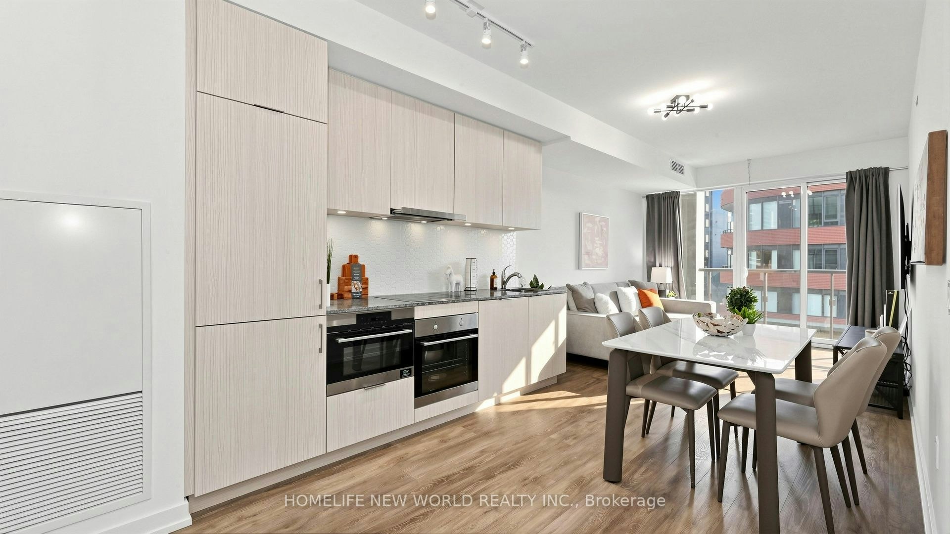 813-158 Front Street E, Toronto, ON, M5A 0K9 - 13