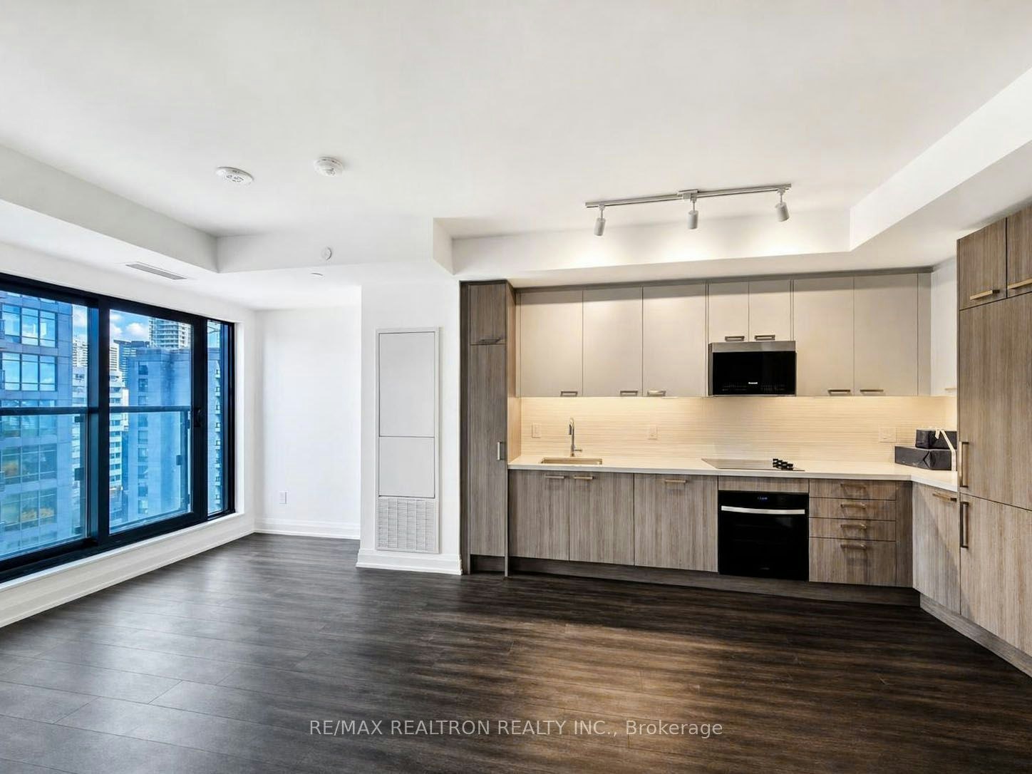 1109-20 Soudan Avenue, Toronto, ON, M4S 0E2
