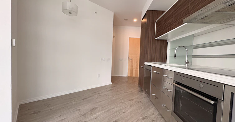 806-45 Charles Street E, Toronto, ON, M4Y 0B8 - 2