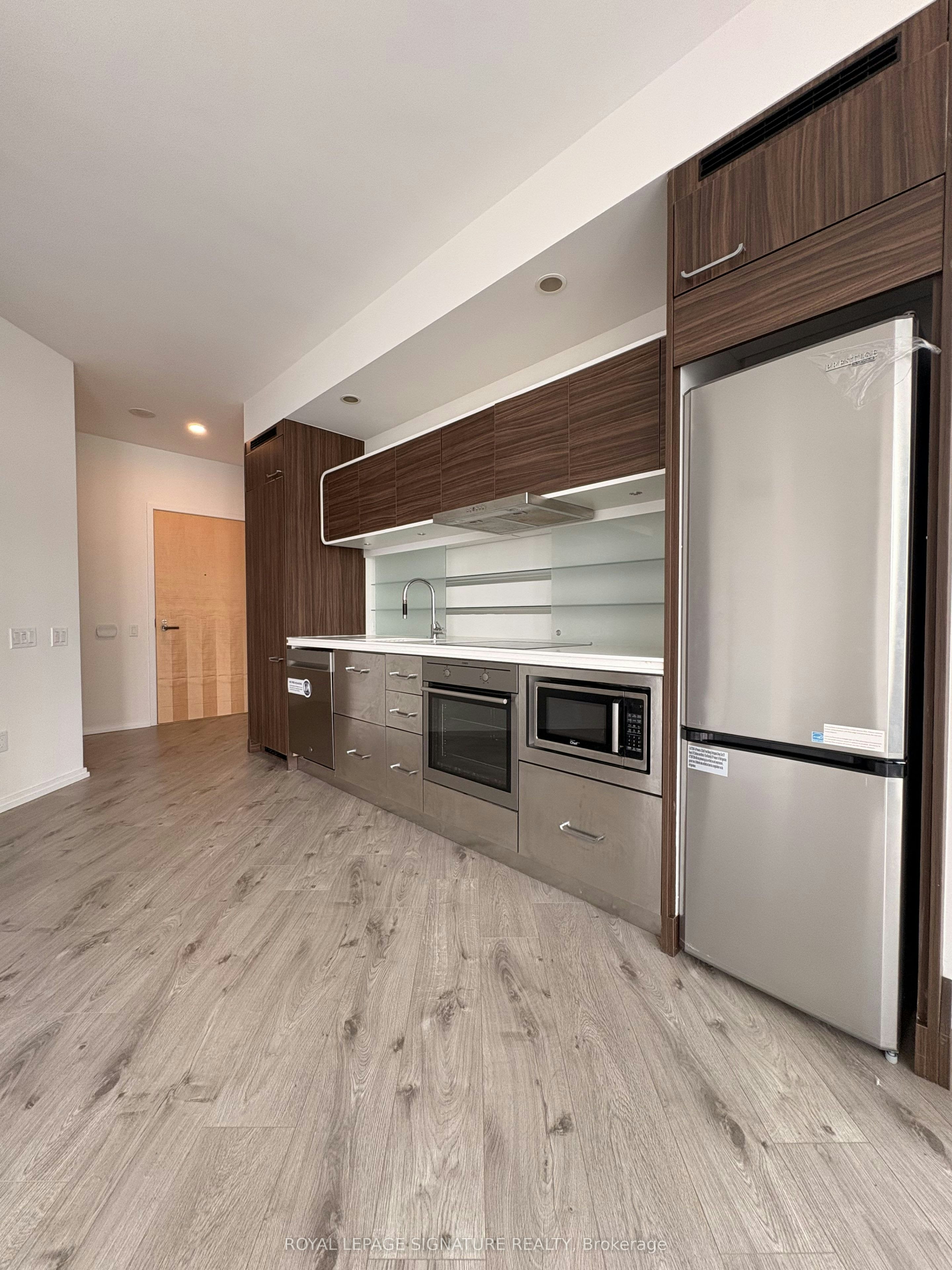 806-45 Charles Street E, Toronto, ON, M4Y 0B8 - 3