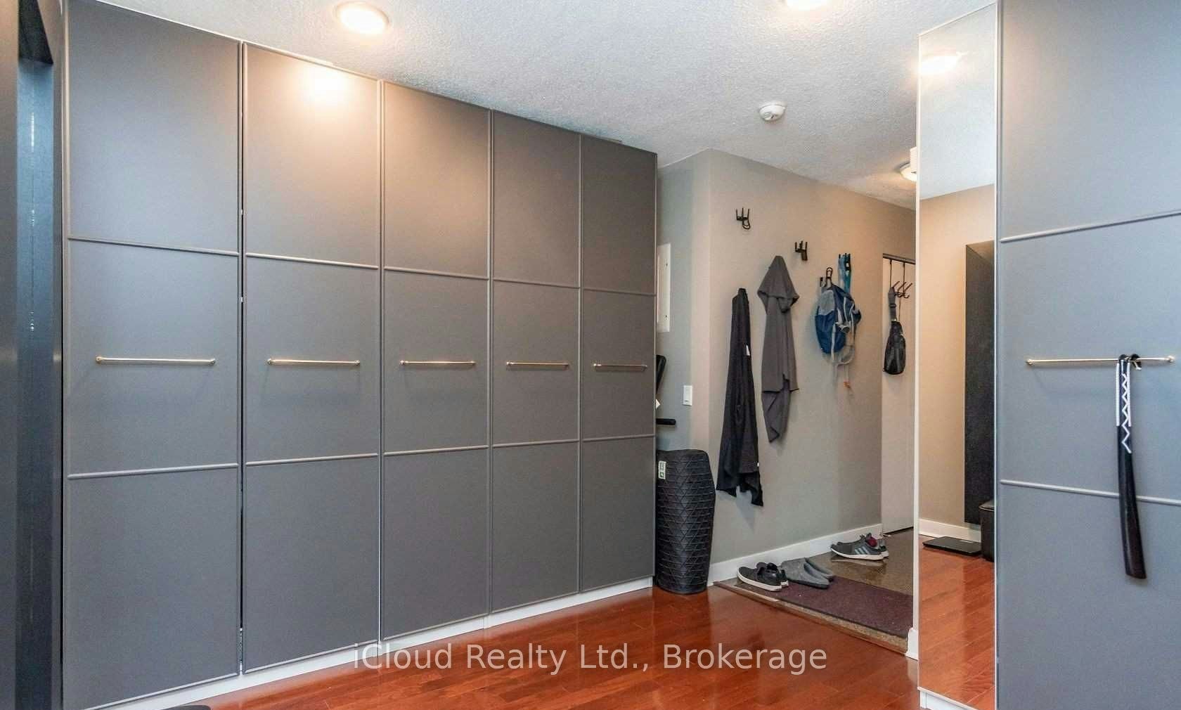 505-373 Front Street W, Toronto, ON, M5V 3R7 - 3