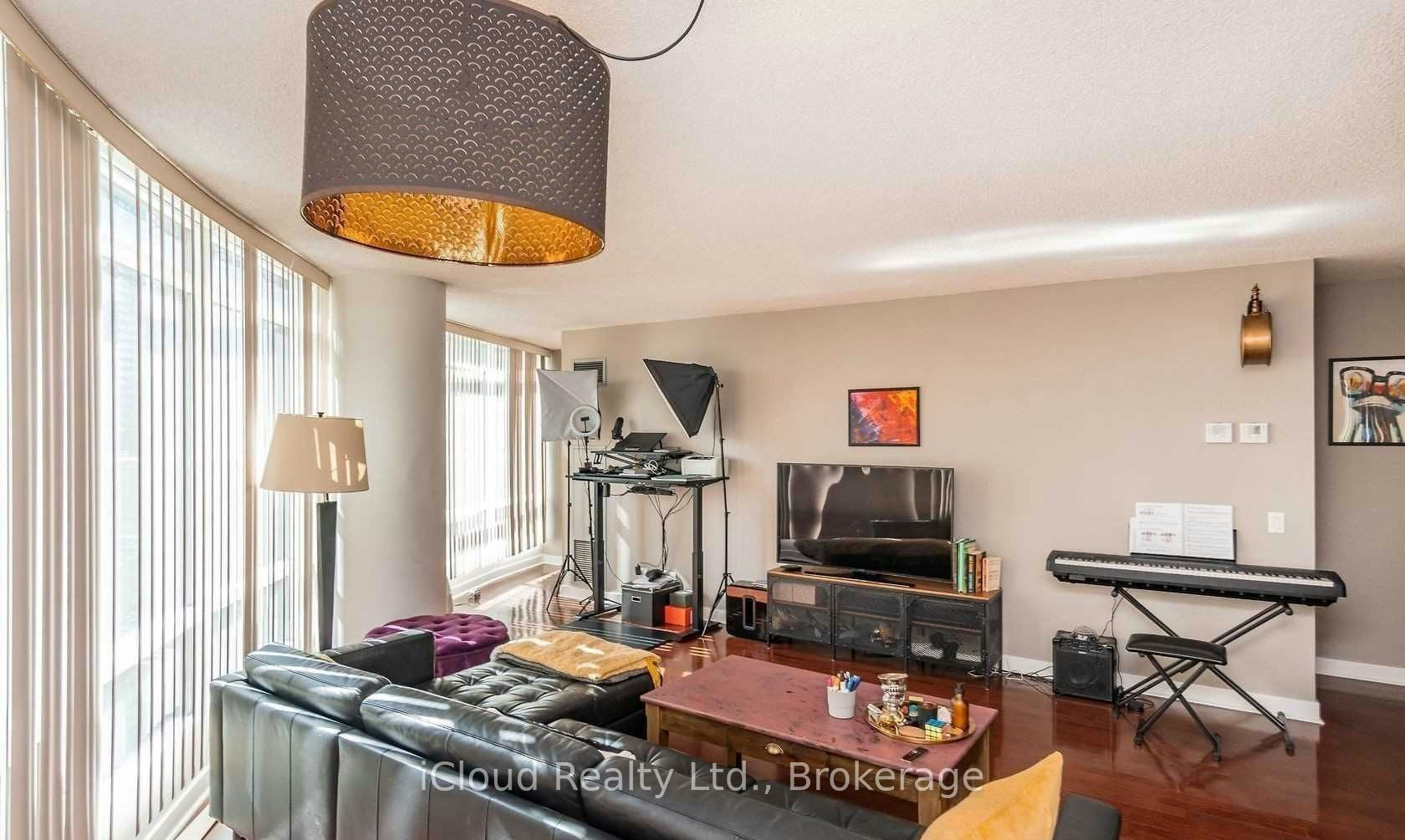 505-373 Front Street W, Toronto, ON, M5V 3R7 - 5