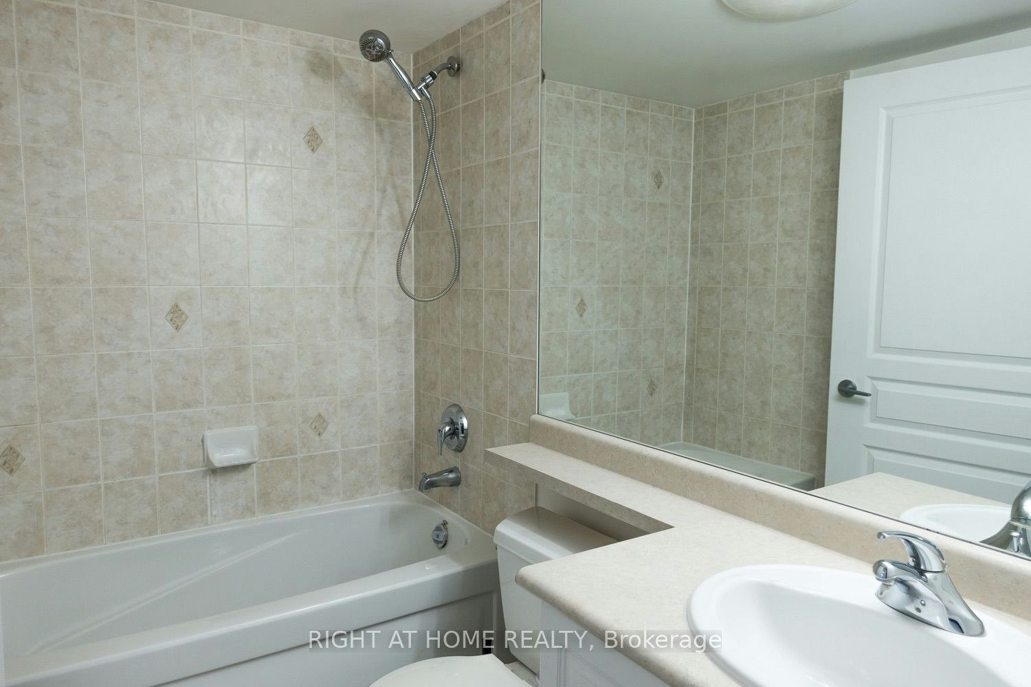 1405-18 Yonge Street, Toronto, ON, M5E 1Z8 - 7