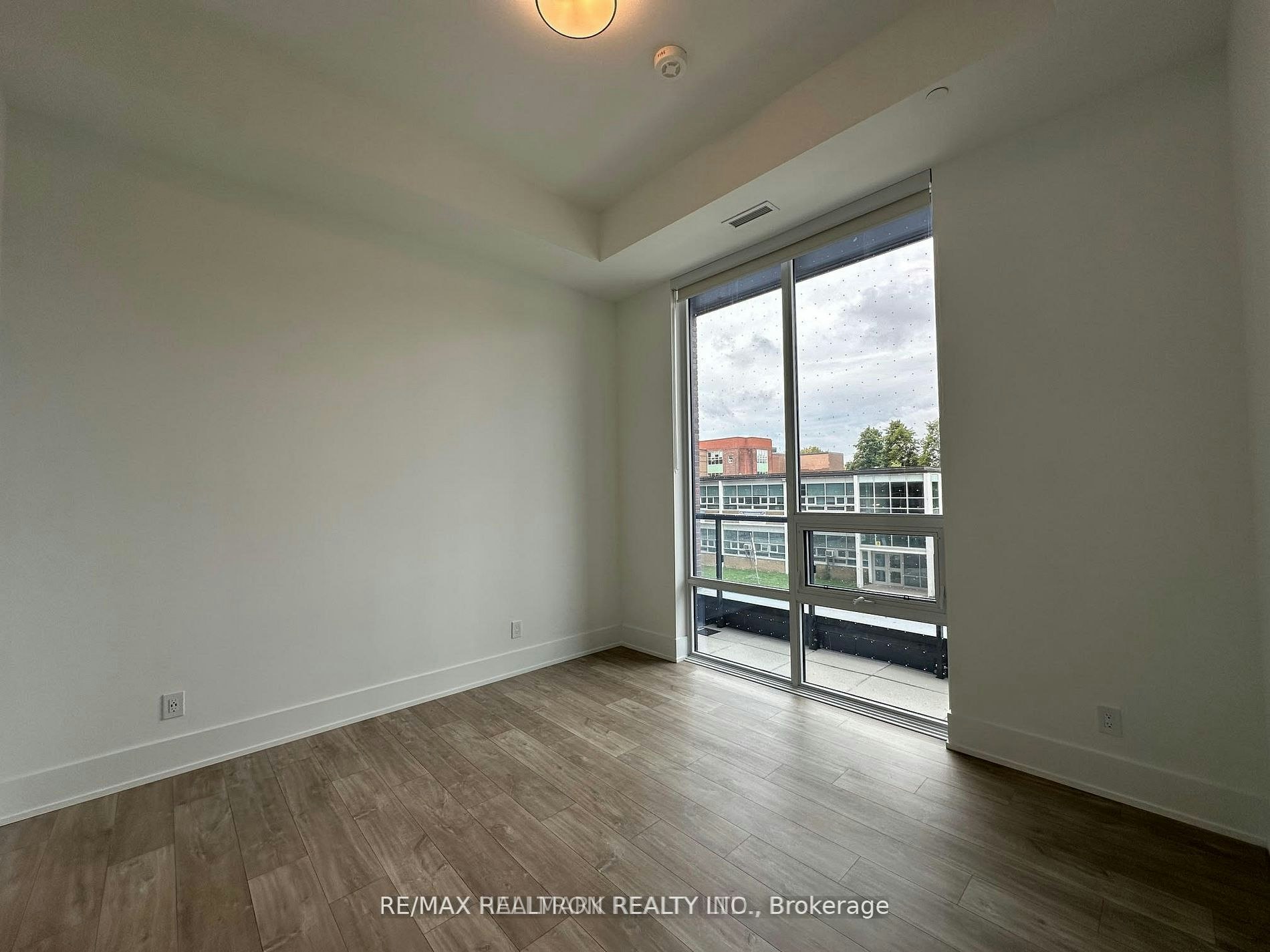 312-115 Denison Avenue, Toronto, ON, M5T 2N1 - 9