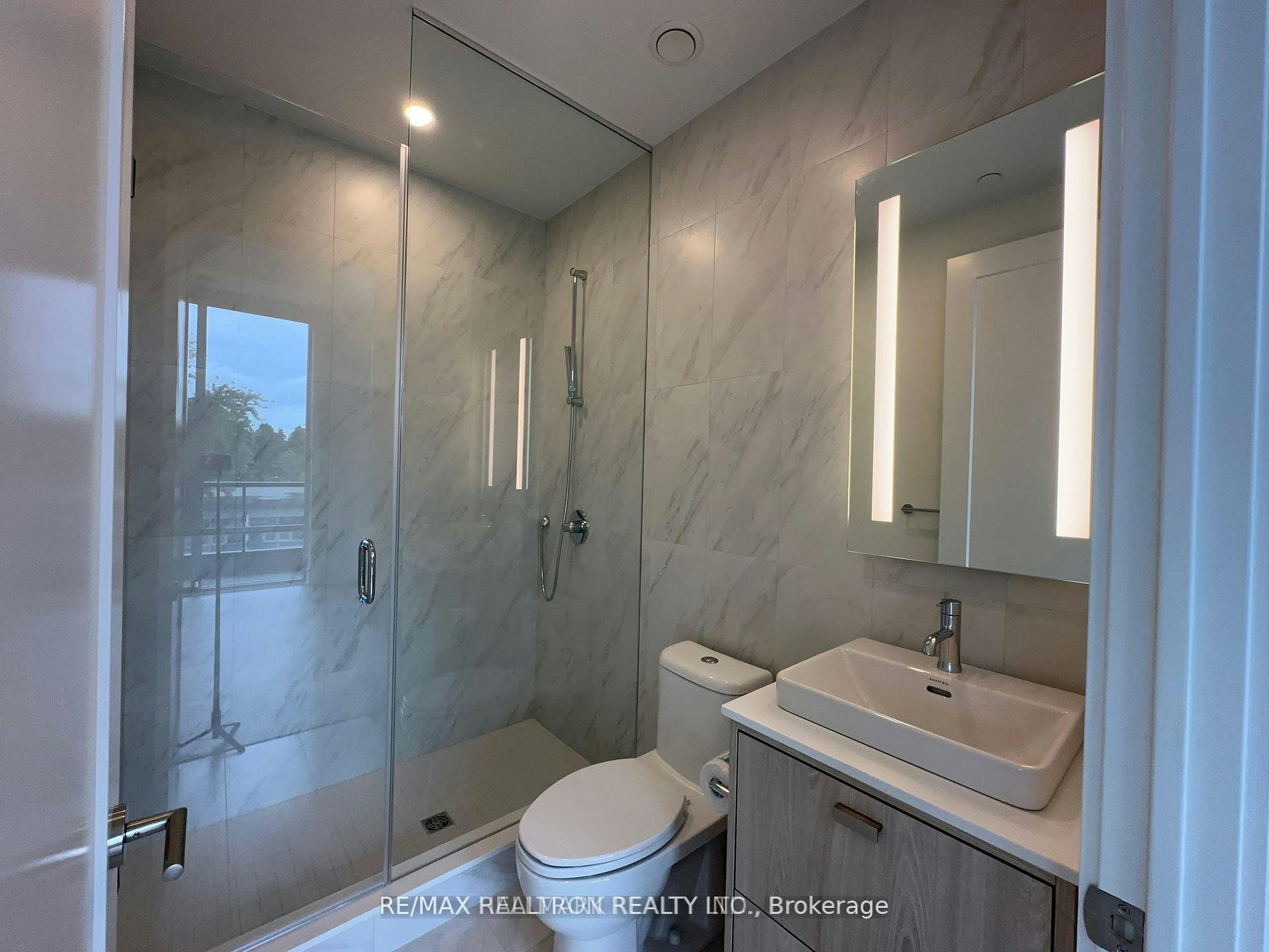 312-115 Denison Avenue, Toronto, ON, M5T 2N1 - 11