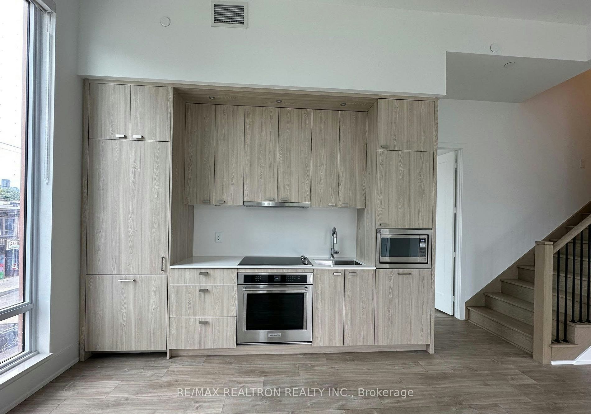 312-115 Denison Avenue, Toronto, ON, M5T 2N1 - 6