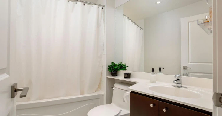 301-1 Scott Street, Toronto, ON, M5E 1A1 - 17