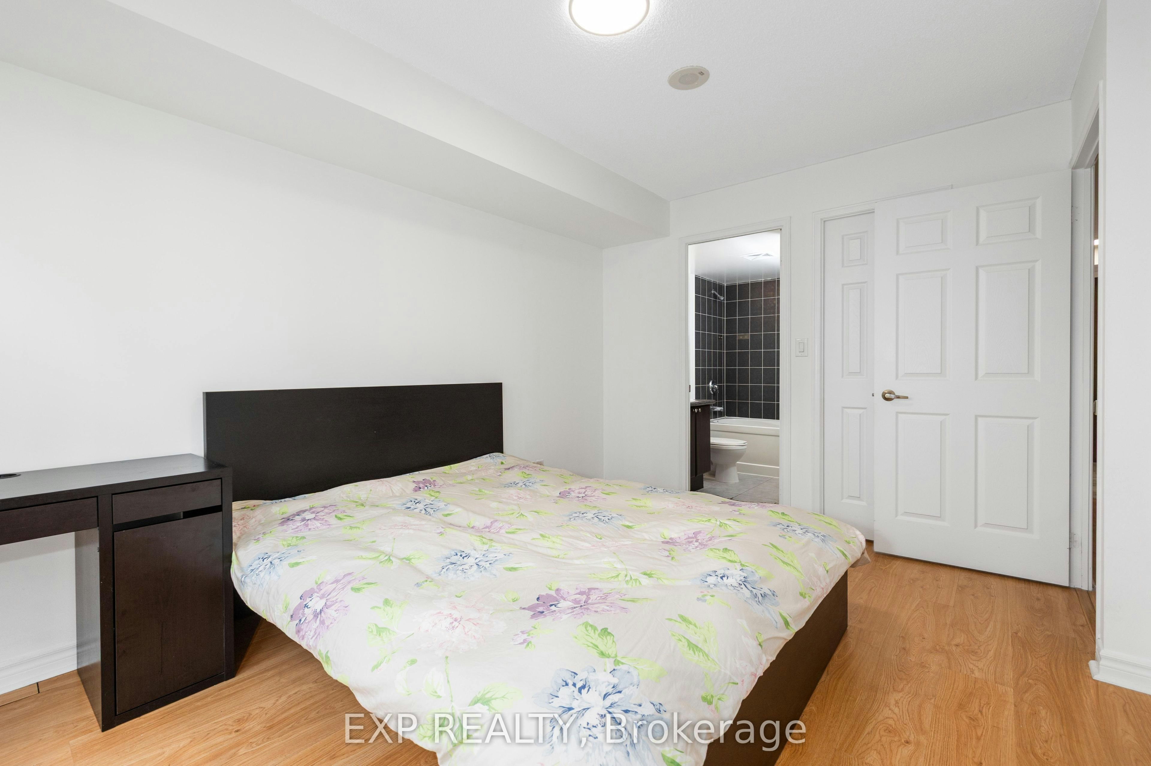 311-35 Hollywood Avenue, Toronto, ON, M2N 0A9 - 17