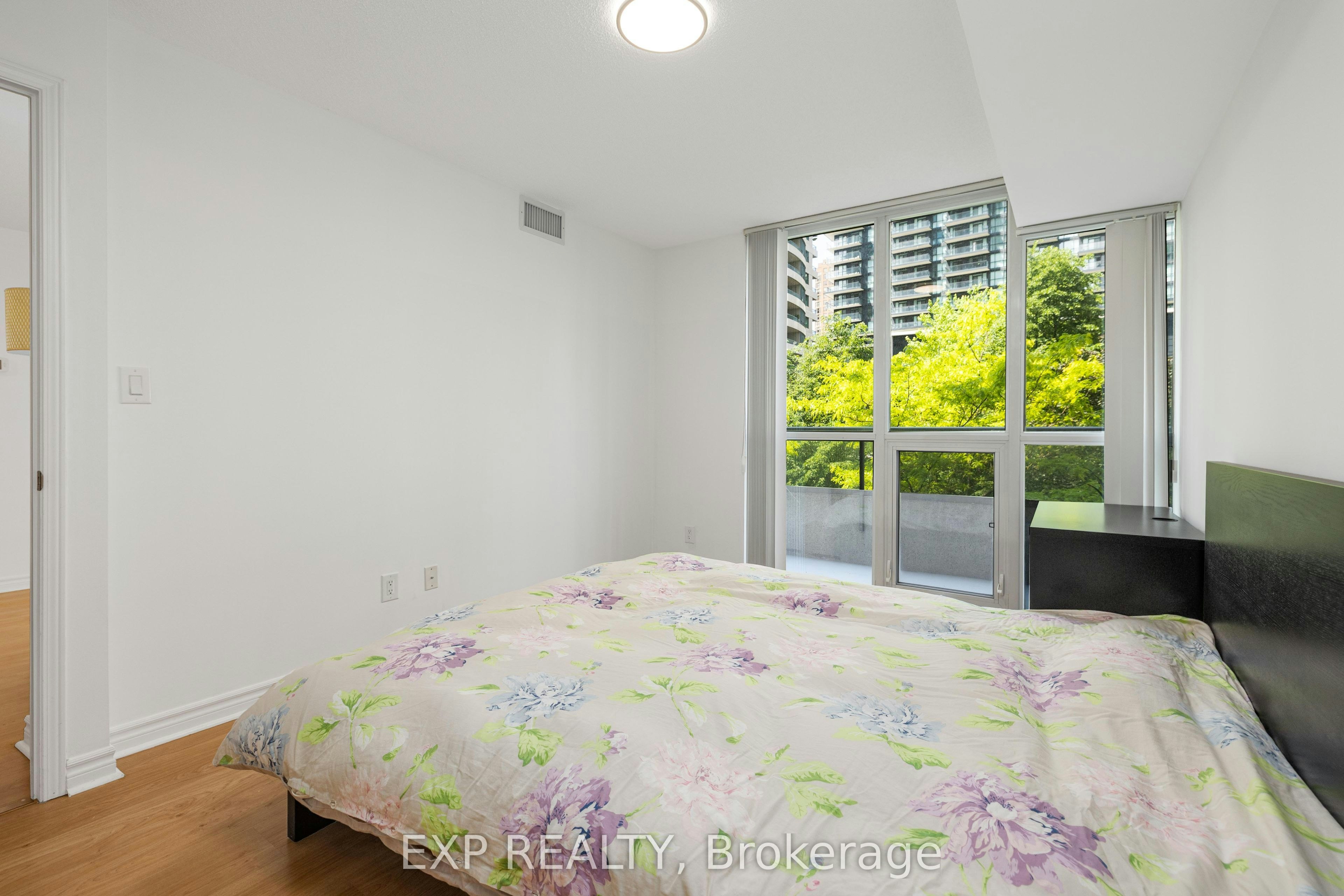 311-35 Hollywood Avenue, Toronto, ON, M2N 0A9 - 49