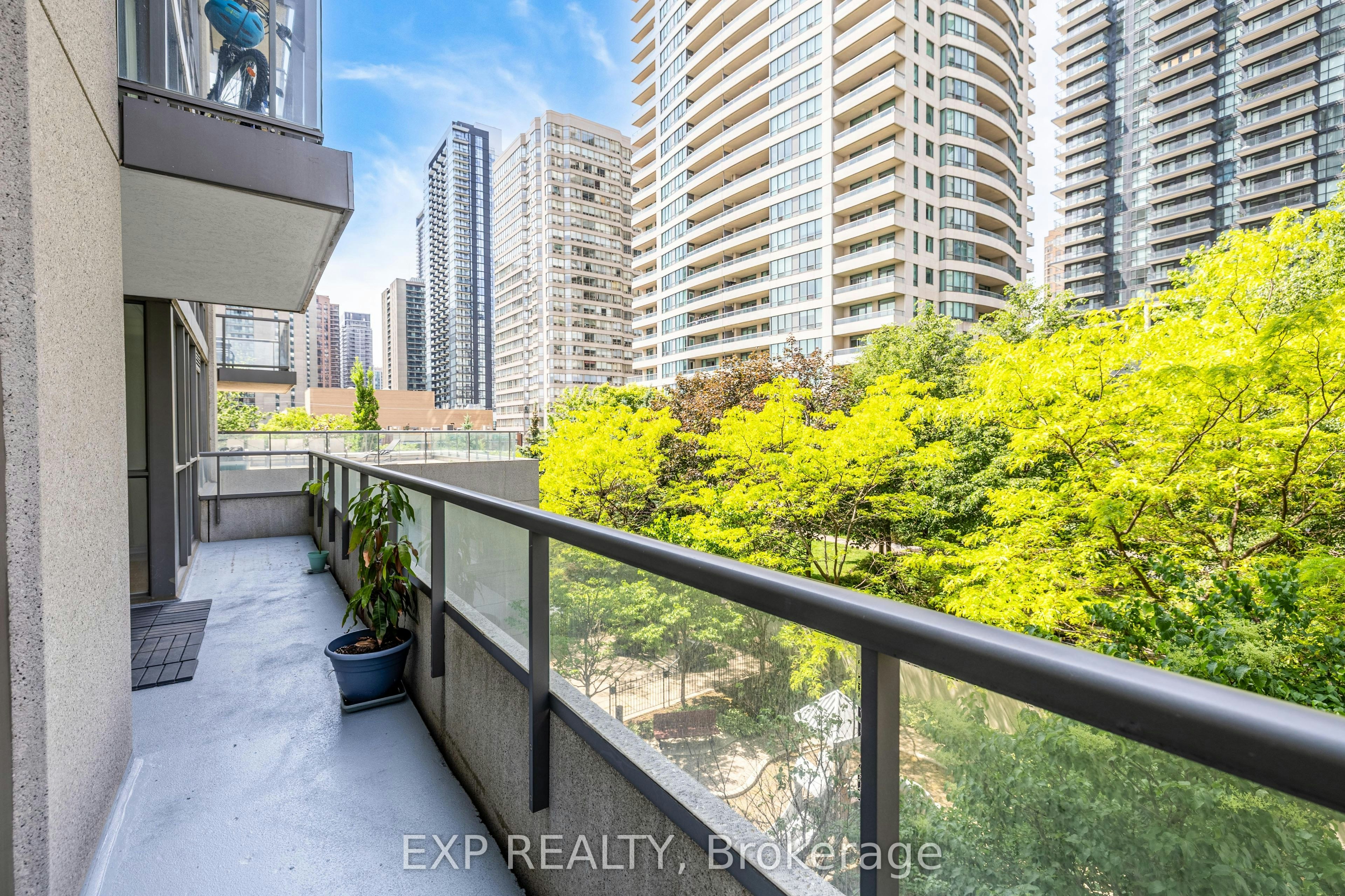 311-35 Hollywood Avenue, Toronto, ON, M2N 0A9 - 26