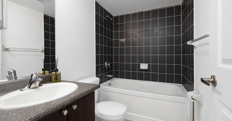 311-35 Hollywood Avenue, Toronto, ON, M2N 0A9 - 18