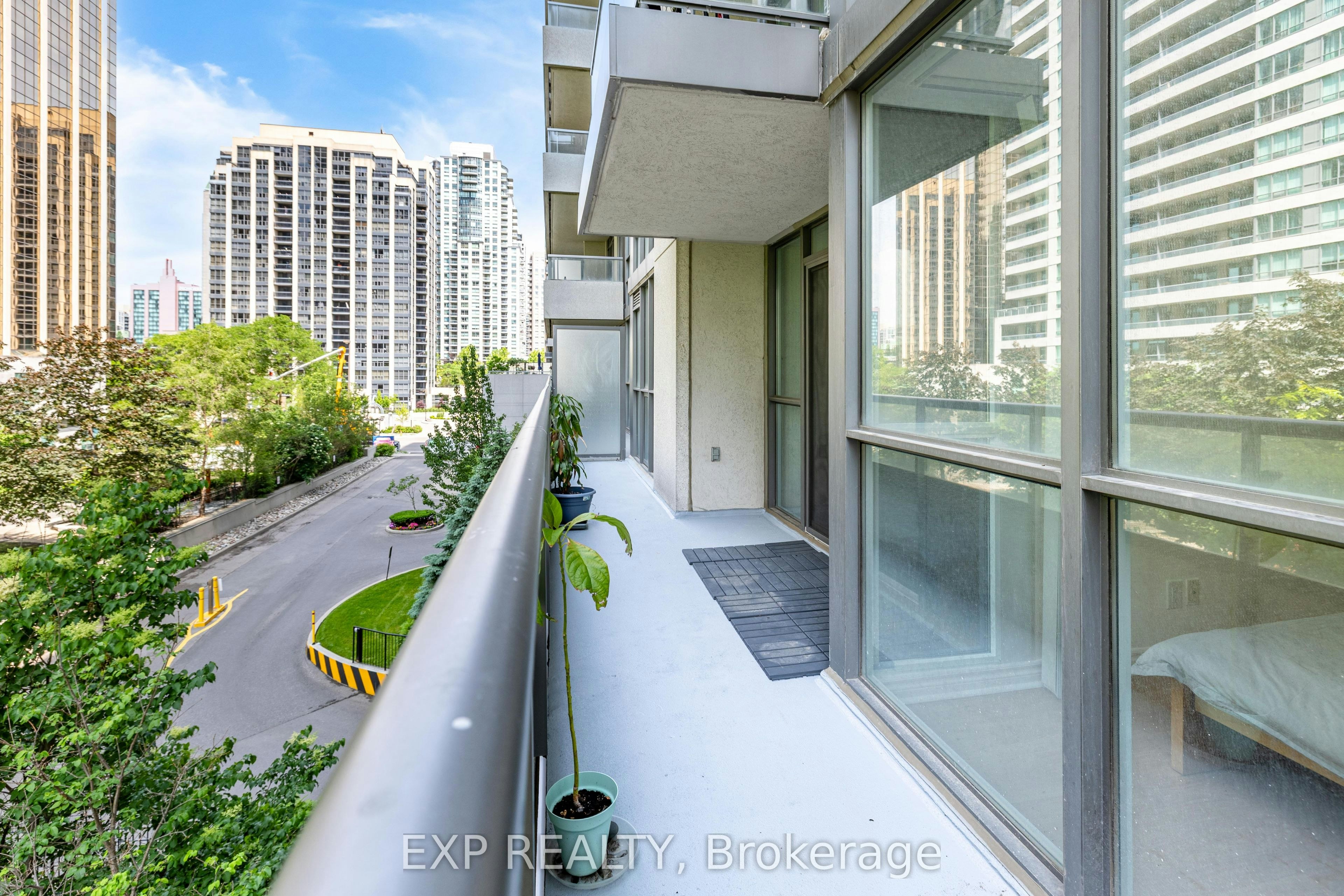 311-35 Hollywood Avenue, Toronto, ON, M2N 0A9 - 27