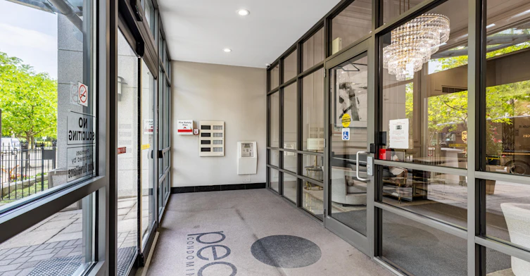 311-35 Hollywood Avenue, Toronto, ON, M2N 0A9 - 4