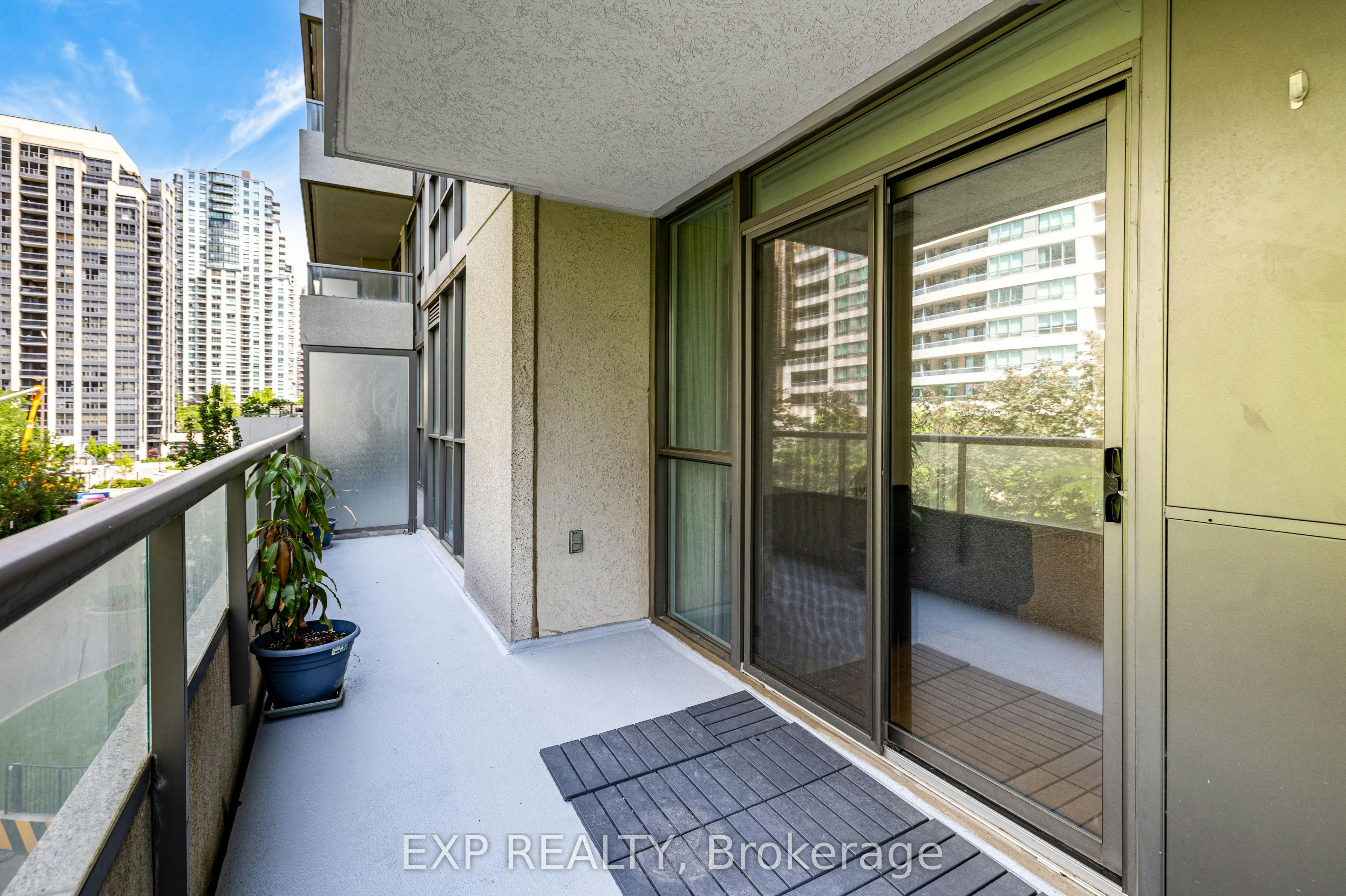 311-35 Hollywood Avenue, Toronto, ON, M2N 0A9 - 25