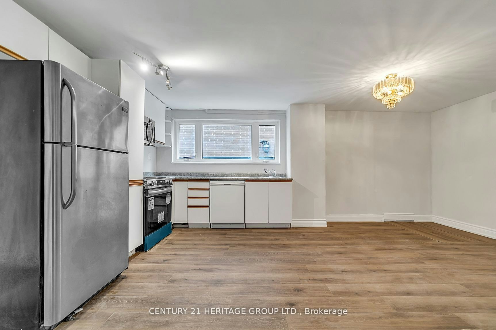 Bsmt-31 Larabee Crescent, Toronto, ON, M3A 3E6 - 9