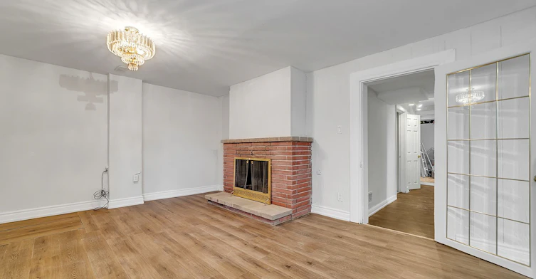 Bsmt-31 Larabee Crescent, Toronto, ON, M3A 3E6 - 11