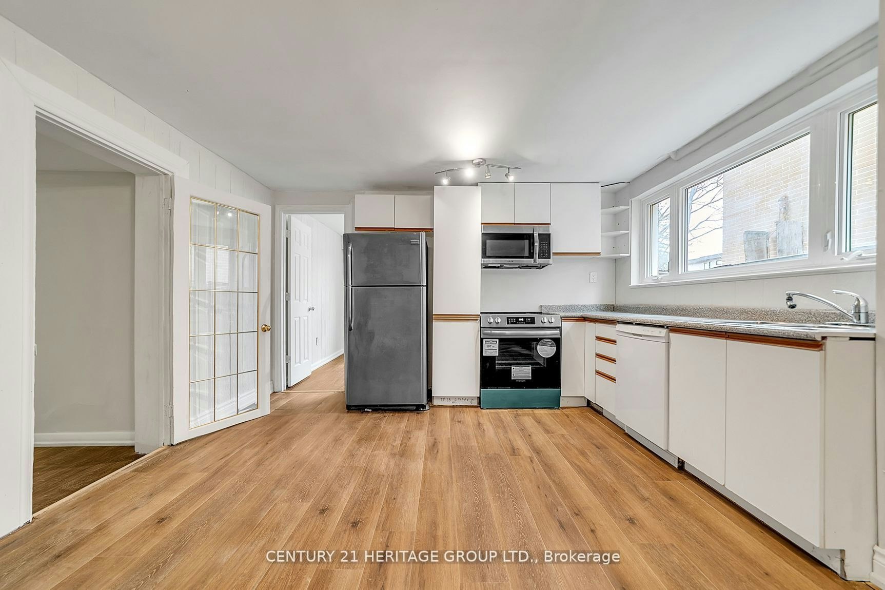 Bsmt-31 Larabee Crescent, Toronto, ON, M3A 3E6 - 14