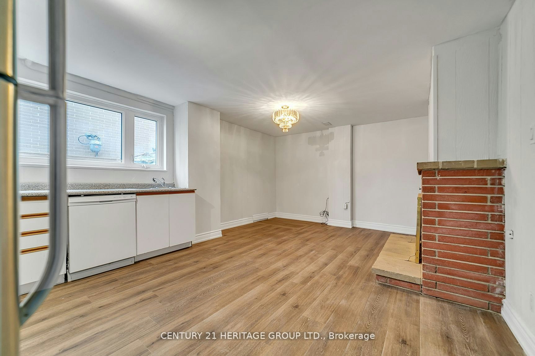 Bsmt-31 Larabee Crescent, Toronto, ON, M3A 3E6 - 10