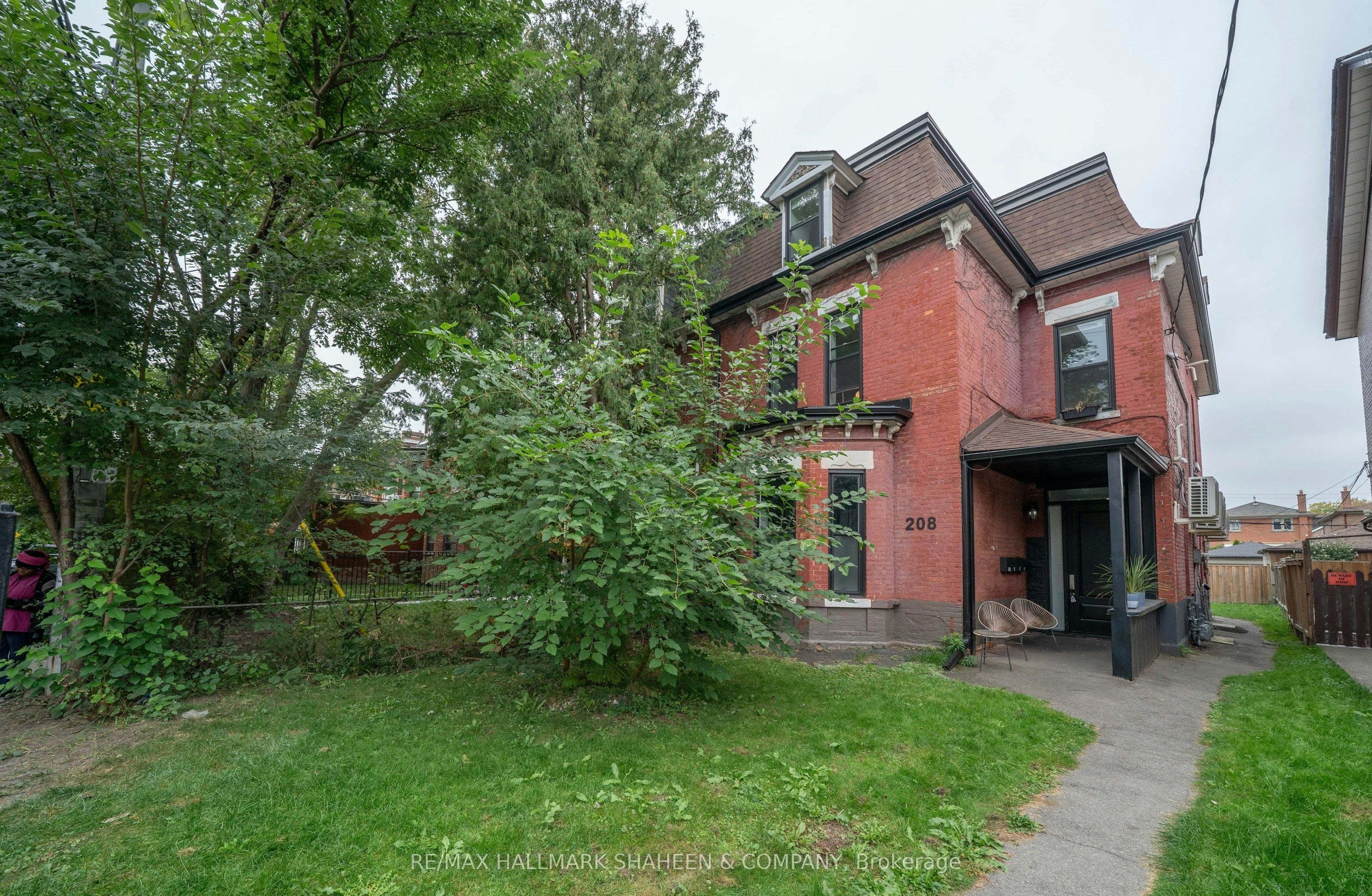 Studio-208 Dovercourt Road, Toronto, ON, M6J 3C8 - 2