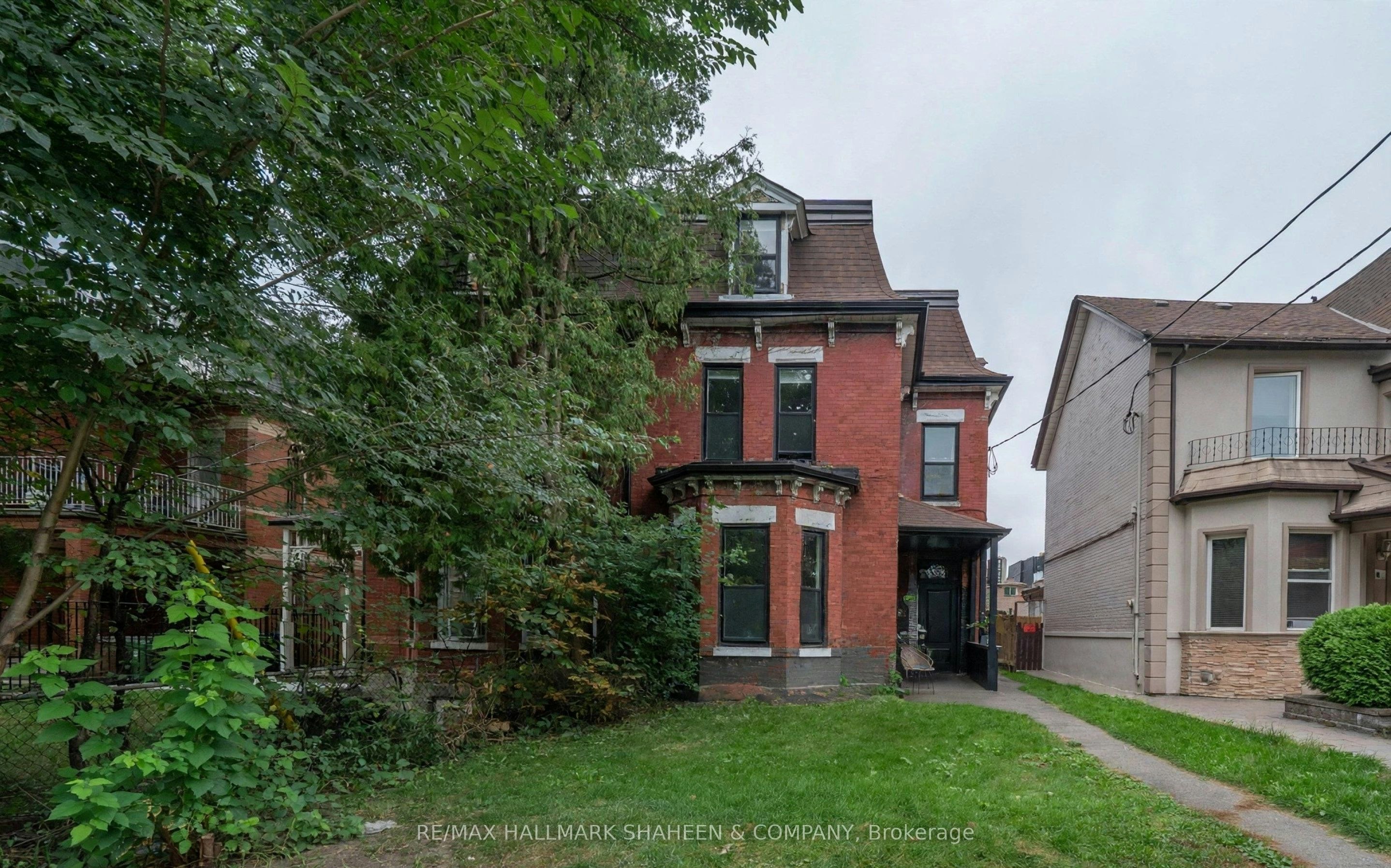 Studio-208 Dovercourt Road, Toronto, ON, M6J 3C8