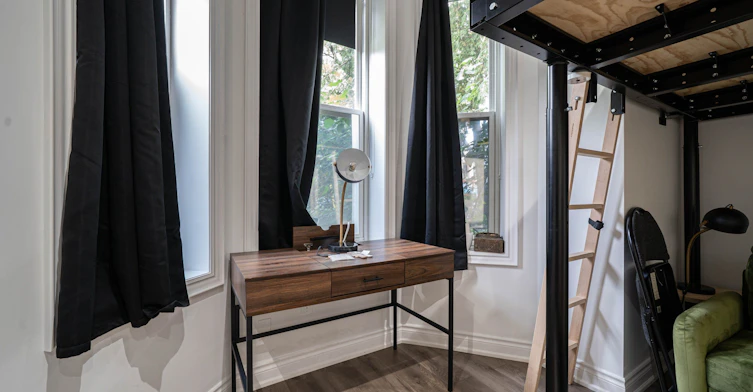 Studio-208 Dovercourt Road, Toronto, ON, M6J 3C8 - 11