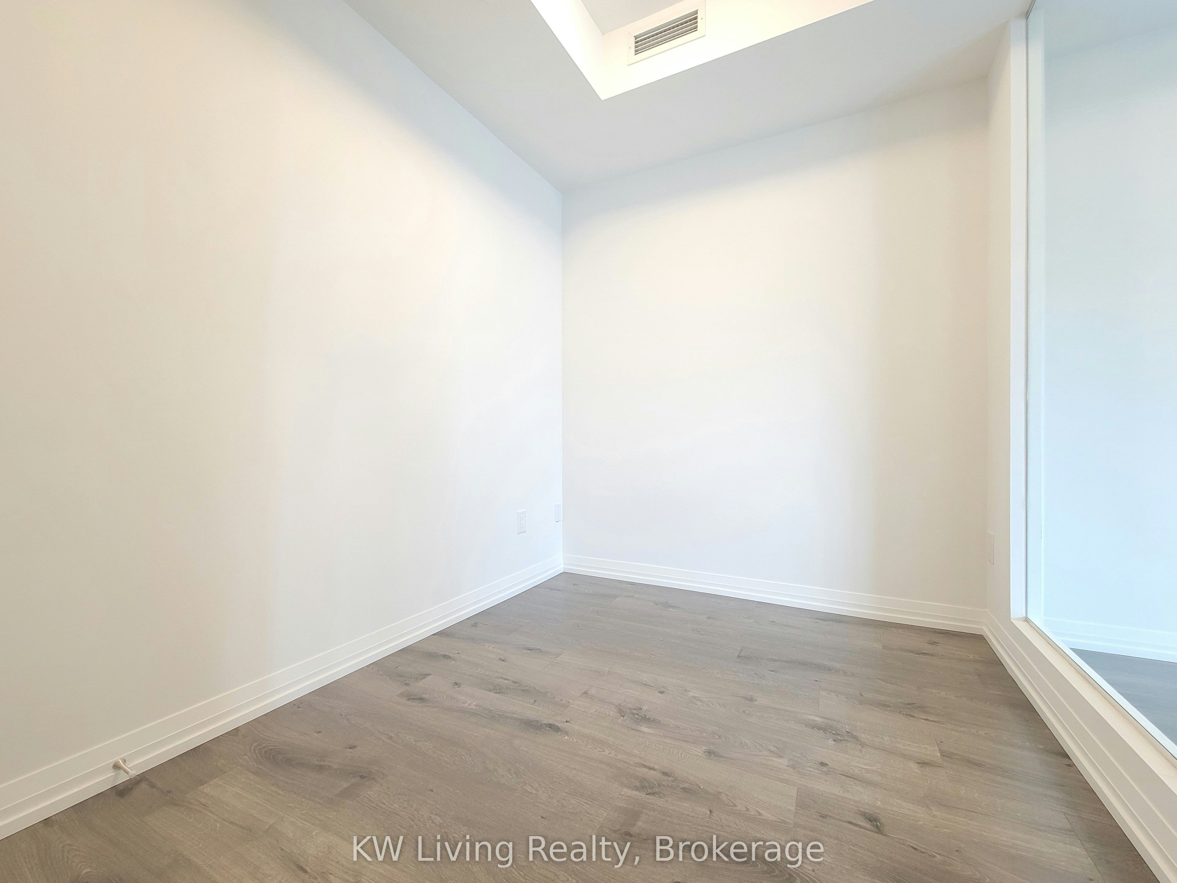 4211-8 Widmer Street, Toronto, ON, M5V 0W6 - 7