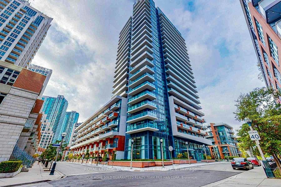 2003-38 Iannuzzi Street, Toronto, ON, M5V 0S2