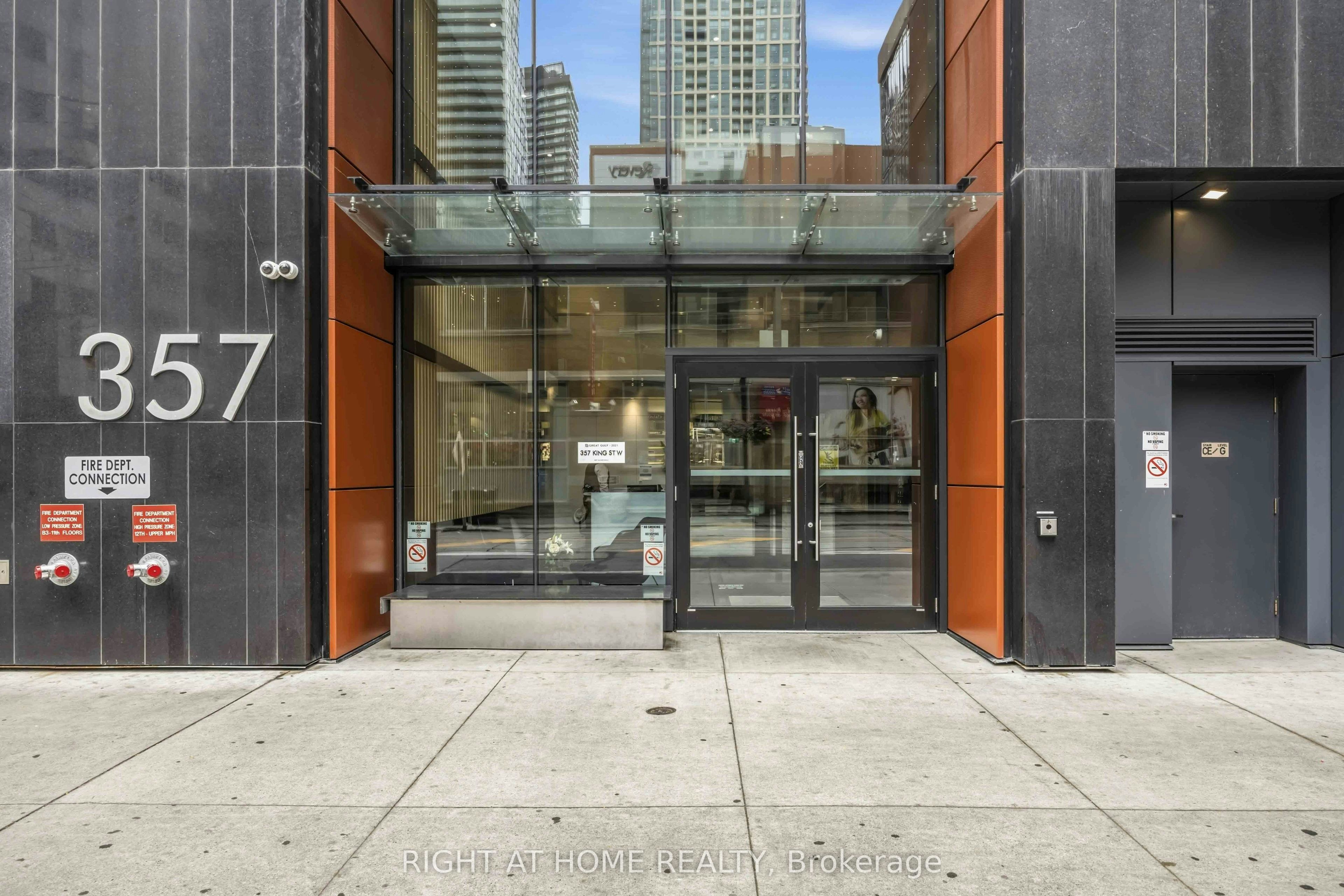 2801-357 King Street W, Toronto, ON, M5V 0S7 - 2