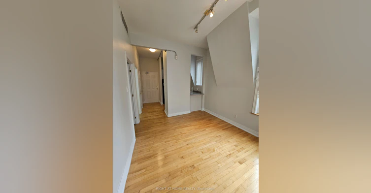 300-524 Yonge Street, Toronto, ON, M4Y 1X9 - 17