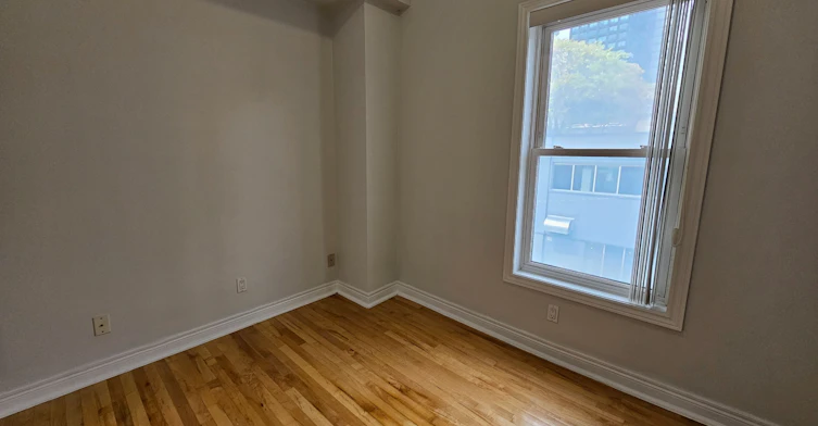 300-524 Yonge Street, Toronto, ON, M4Y 1X9 - 13