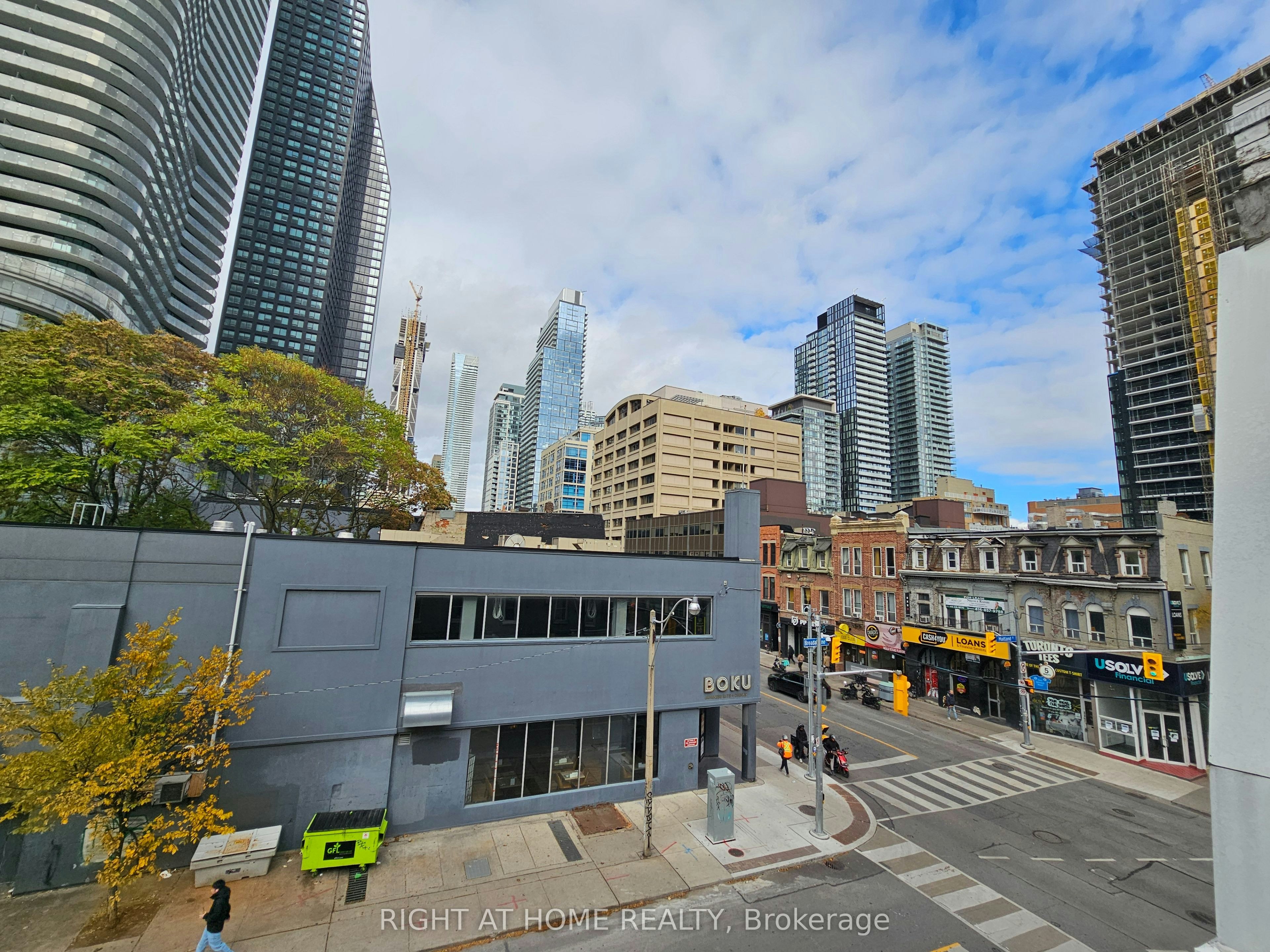 300-524 Yonge Street, Toronto, ON, M4Y 1X9 - 34