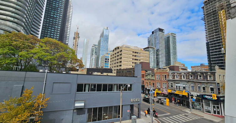 300-524 Yonge Street, Toronto, ON, M4Y 1X9 - 34