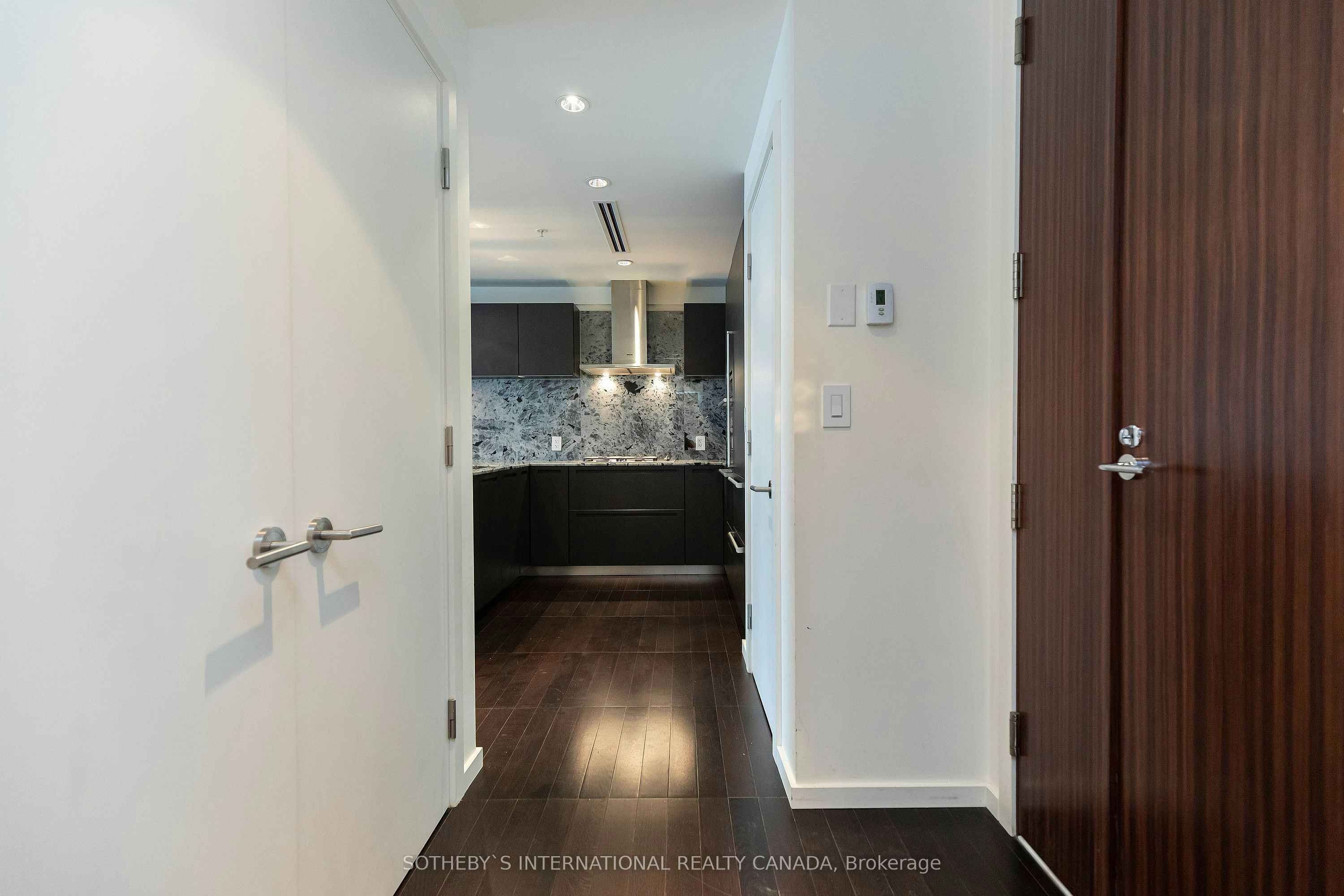3002-180 University Avenue, Toronto, ON, M5H 0A2 - 16