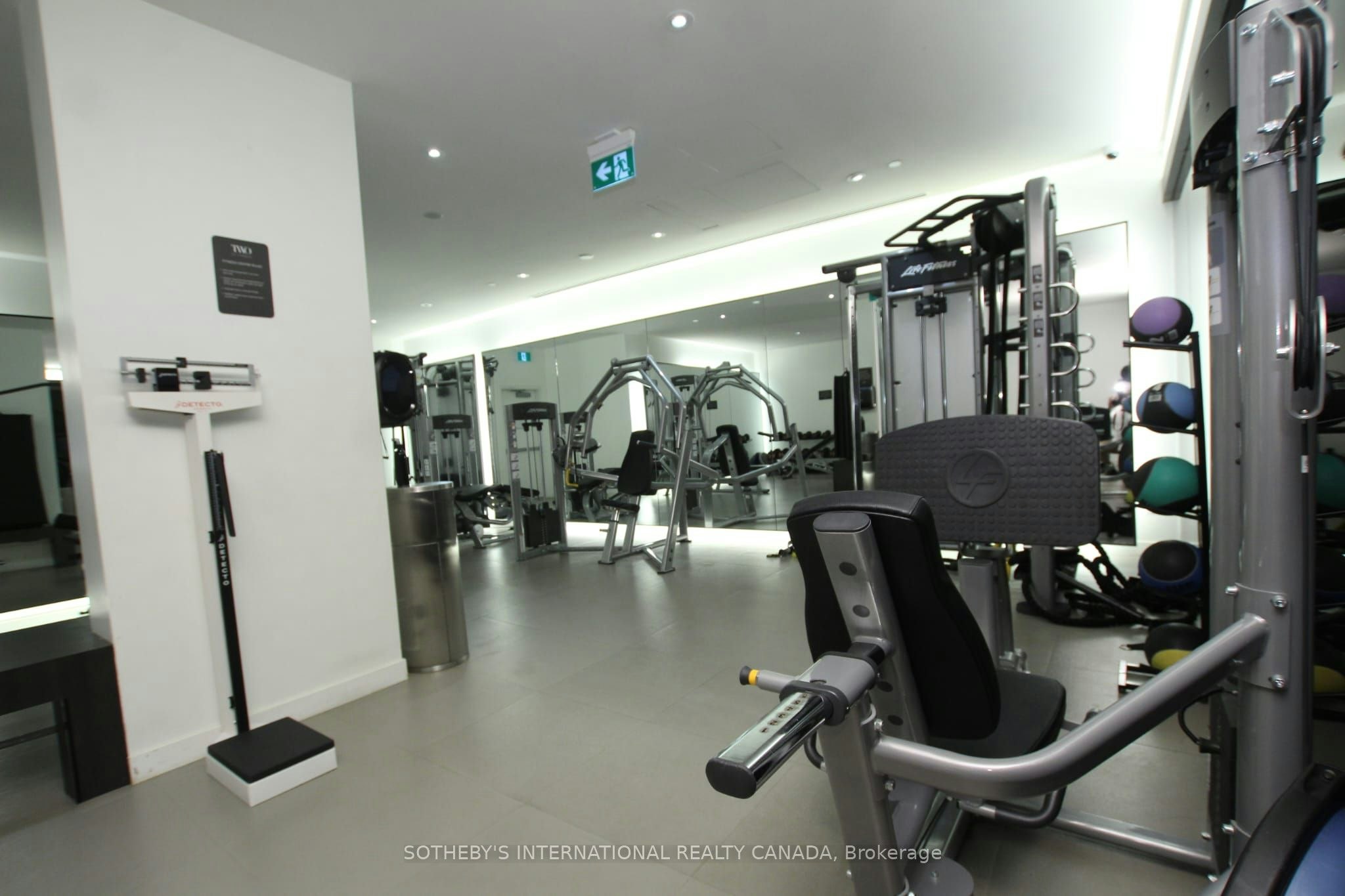 1206-2 St Thomas Street, Toronto, ON, M5S 2Z1 - 14