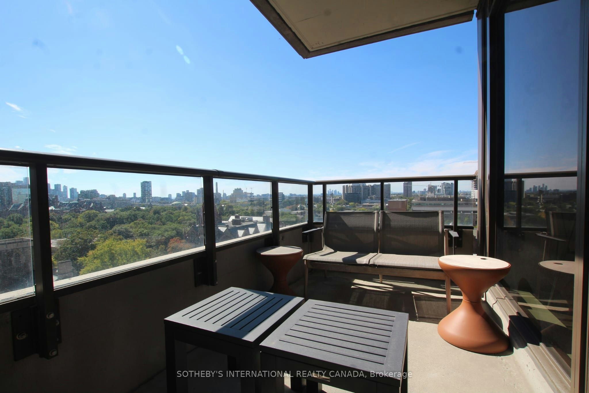 1206-2 St Thomas Street, Toronto, ON, M5S 2Z1 - 12