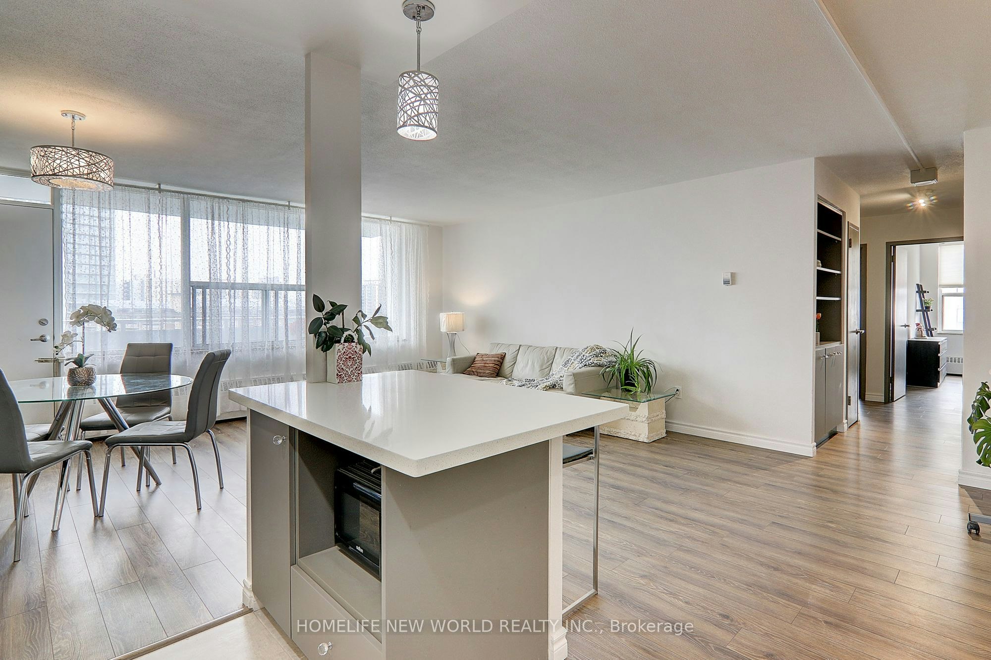 1412-10 Parkway Forest Drive, Toronto, ON, M2J 1L3 - 6