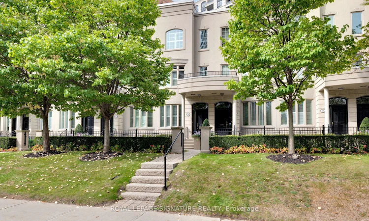 104 Pleasant Boulevard
