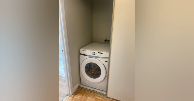 202 Rear-13 Grange Avenue, Toronto, ON, M5T 1C6 - 18