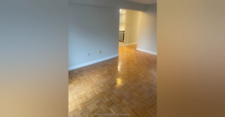202 Rear-13 Grange Avenue, Toronto, ON, M5T 1C6 - 8