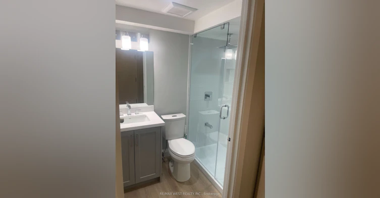 202 Rear-13 Grange Avenue, Toronto, ON, M5T 1C6 - 20