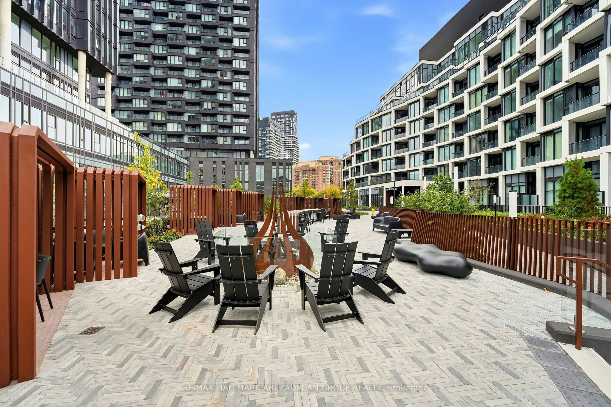3807-1 Quarrington Lane, Toronto, ON, M3C 0S4 - 23