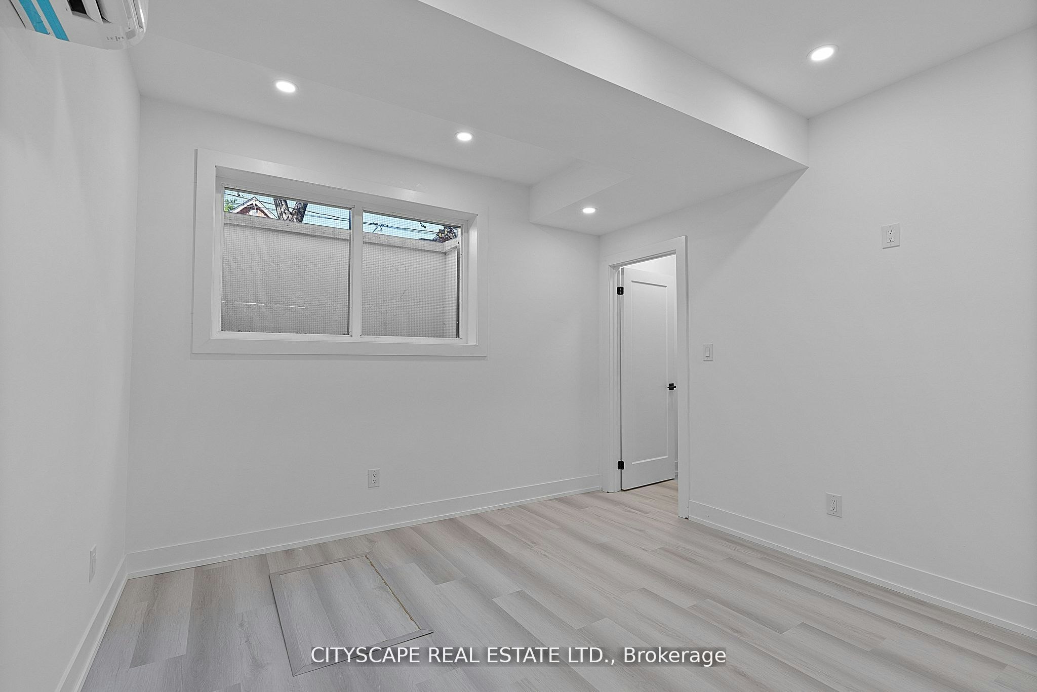 1 (Bsmt)-591 Oakwood Avenue, Toronto, ON, M6E 2X8 - 12