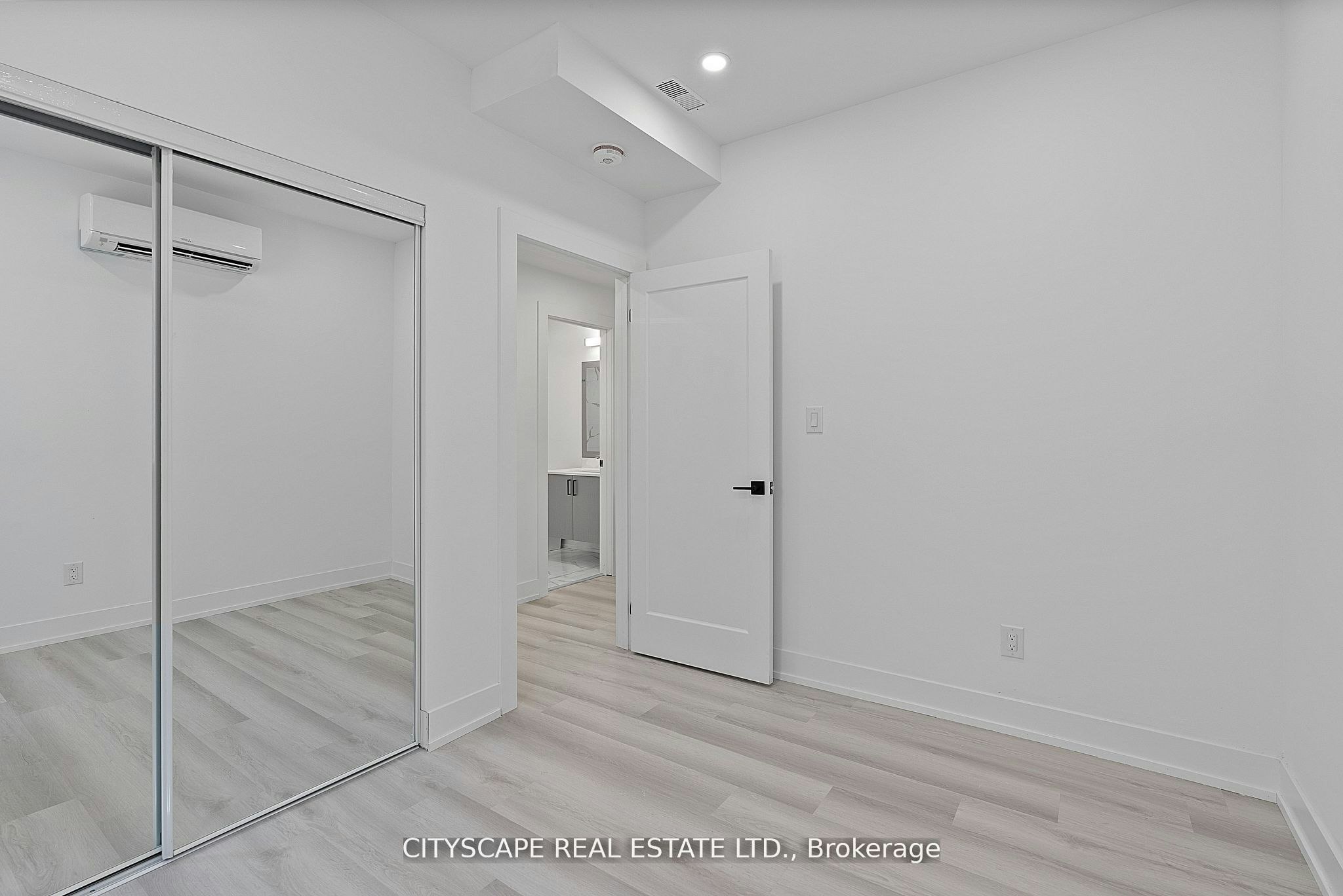 1 (Bsmt)-591 Oakwood Avenue, Toronto, ON, M6E 2X8 - 18