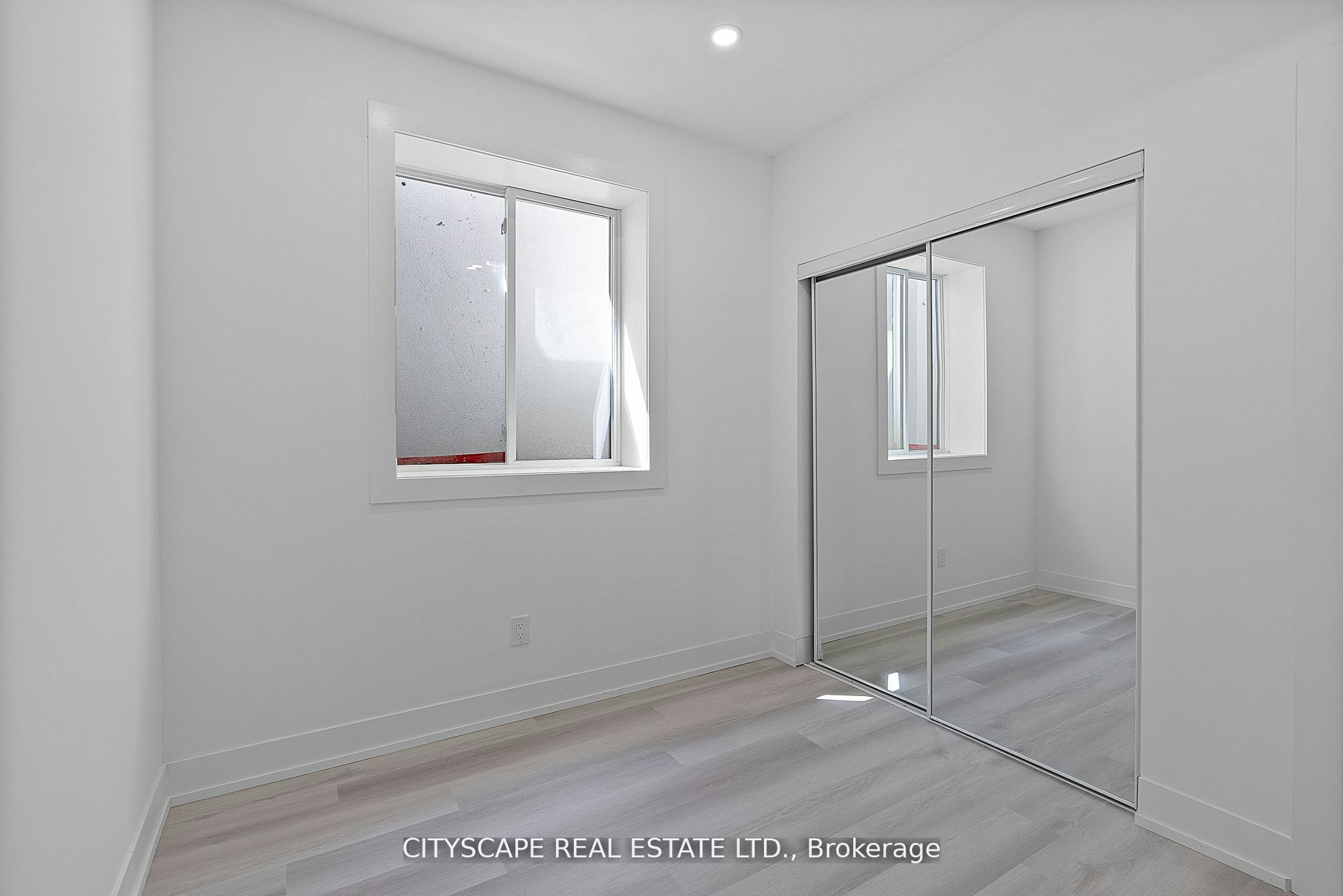 1 (Bsmt)-591 Oakwood Avenue, Toronto, ON, M6E 2X8 - 17